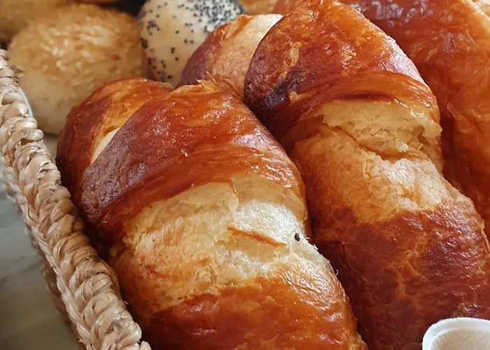 Casa Greina Alojamento de Acomodação e Pequeno-almoço Surrein